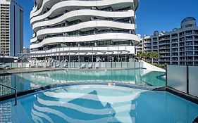 The Wave Resort Broadbeach